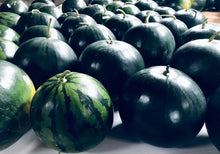 画像をギャラリービューアに読み込む, 夏の女神(黒皮のスイカ)3-4玉入り 17kg